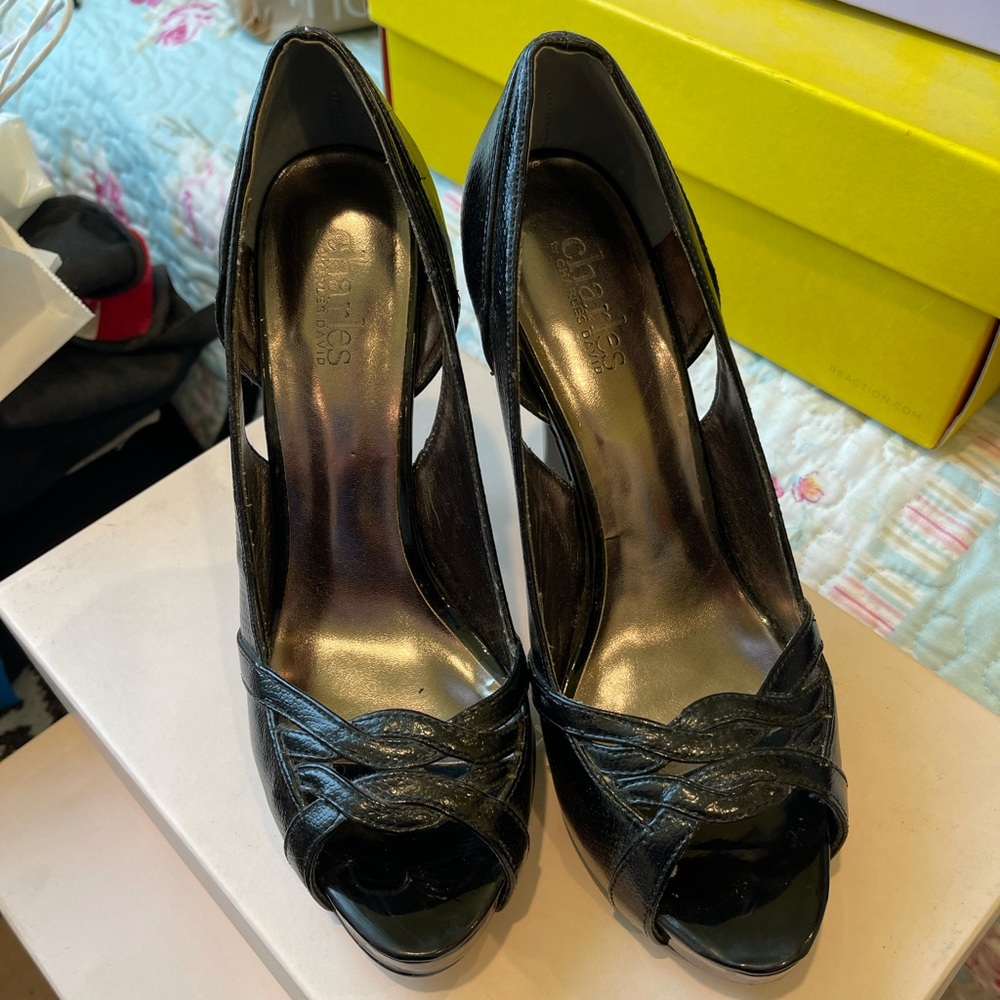 Black & Beautiful Platform Open Toe Stilettos